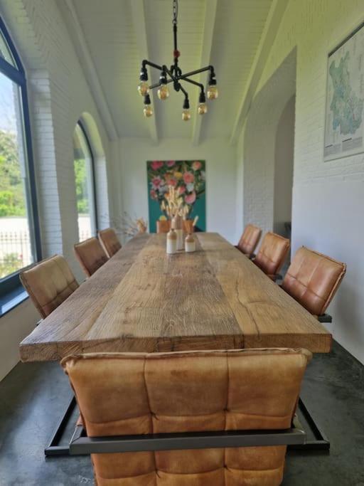 Historische Villa Mit Garten, Luxus ميربش المظهر الخارجي الصورة